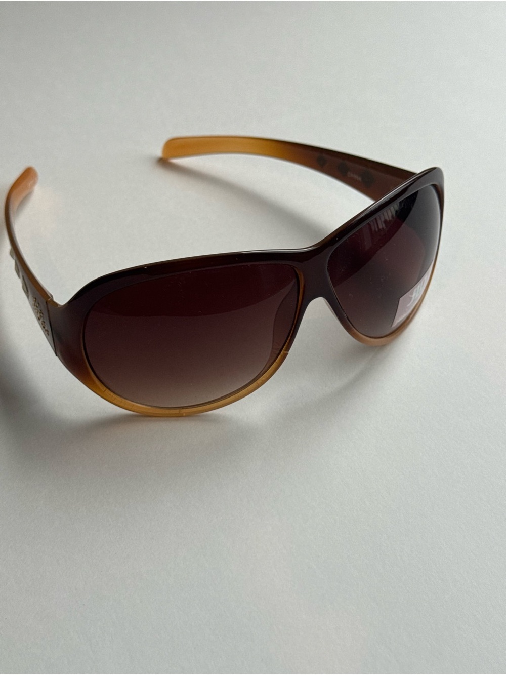 J.LO by Jennifer Lopez  - Women’s Oversized Sunglasses Vintage